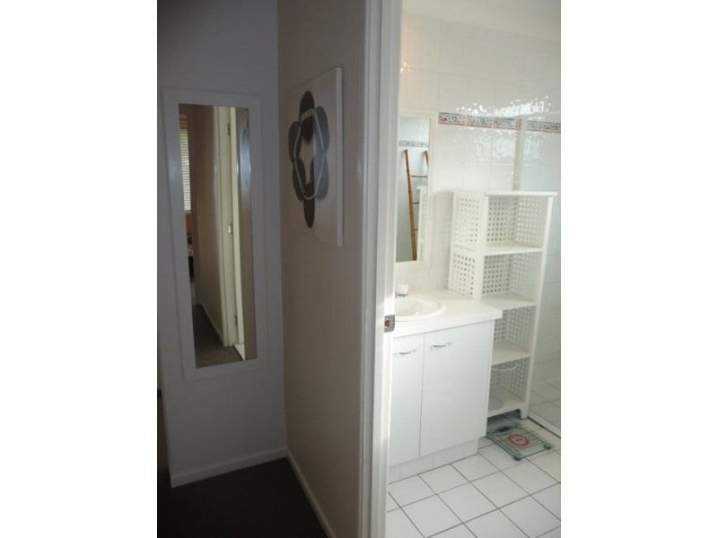 3/5 Mallana Street, Surfers Paradise QLD 4217