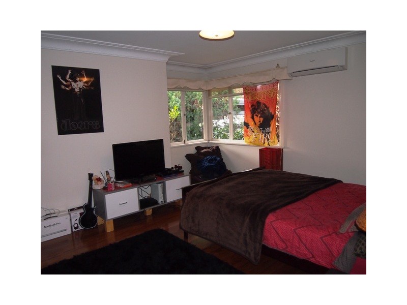 31 Thelma, Mount Gravatt East QLD 4122