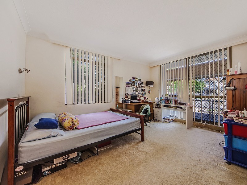 4/65 Bauer Street, Southport QLD 4215