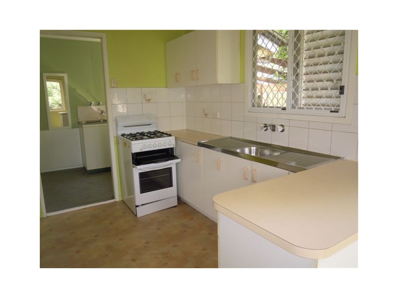 11 Julieanne Street, Gailes QLD 4300