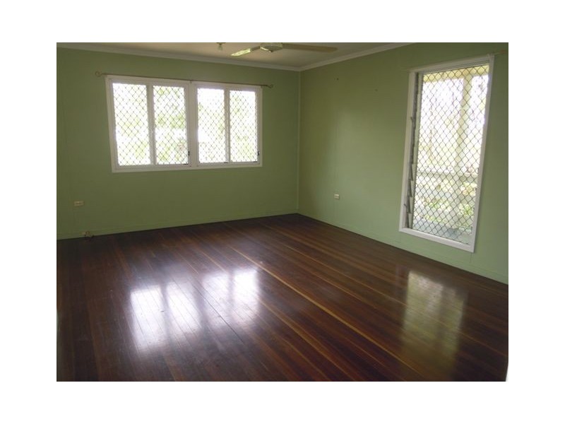 11 Julieanne Street, Gailes QLD 4300