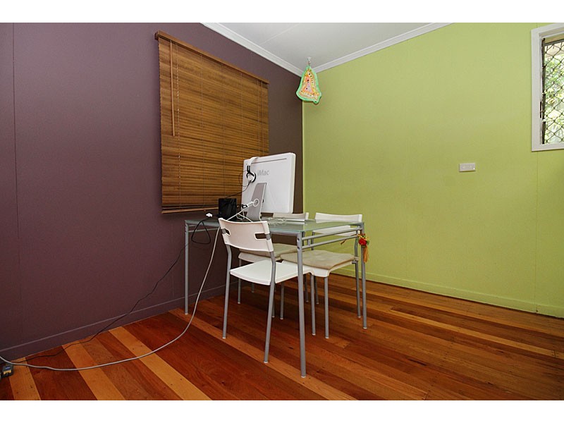 16 Julieanne Street, Gailes QLD 4300