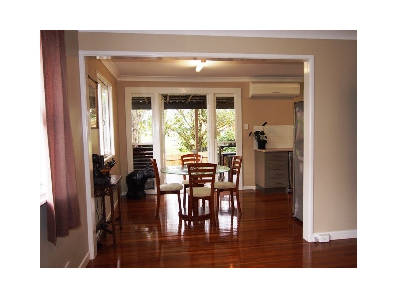 42 Mulsanne St, Holland Park West QLD 4121