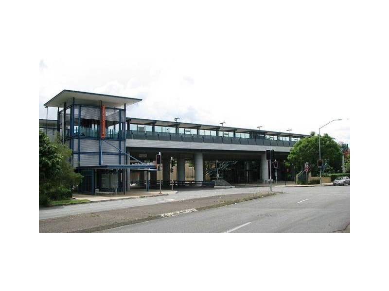 42 Mulsanne St, Holland Park West QLD 4121