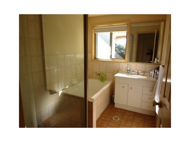 3 Elmwood Crt, Boronia Heights QLD 4124