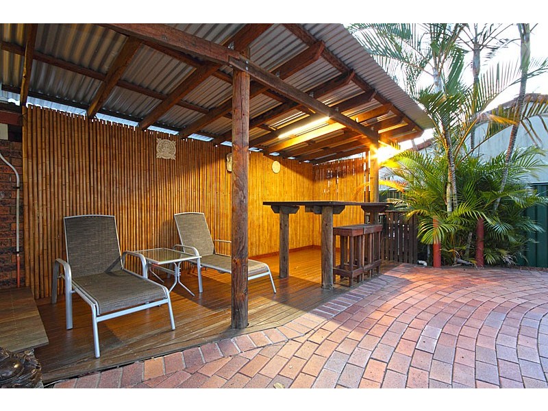 11 Stormbridge Ct, Daisy Hill QLD 4127