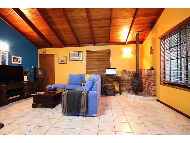 11 Stormbridge Ct, Daisy Hill QLD 4127