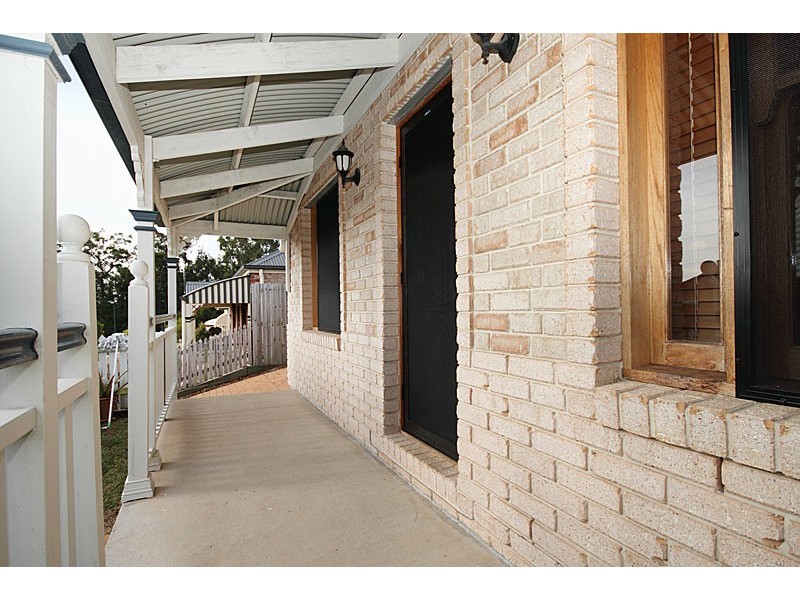 3 Trevi Pl, Springfield Lakes QLD 4300