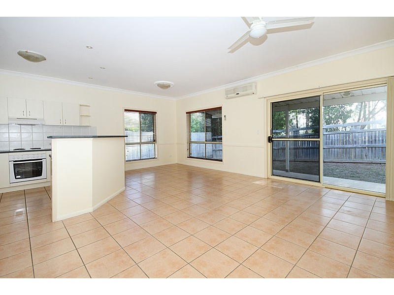 3 Trevi Pl, Springfield Lakes QLD 4300