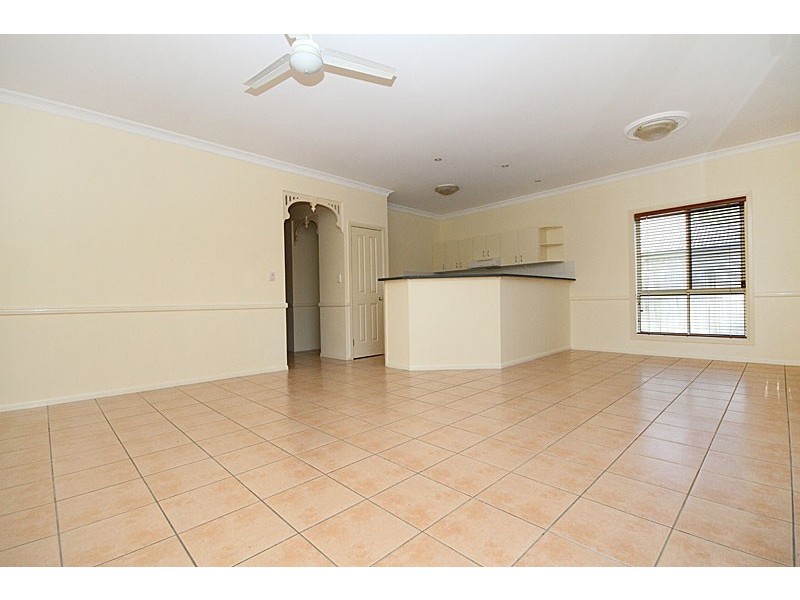 3 Trevi Pl, Springfield Lakes QLD 4300