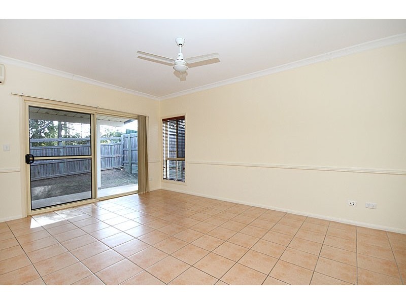 3 Trevi Pl, Springfield Lakes QLD 4300