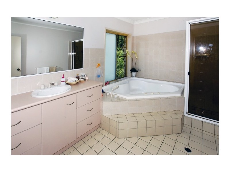 6 Sally Court, Warner QLD 4500