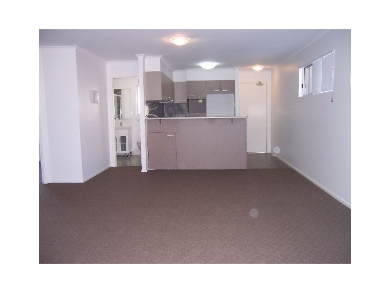 Holland Park QLD 4121