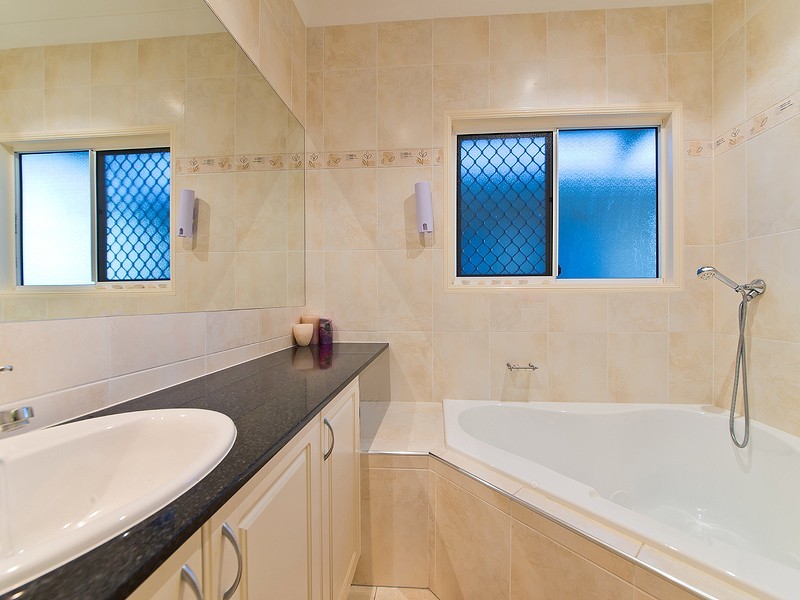 20 St Clair Court, Narangba QLD 4504