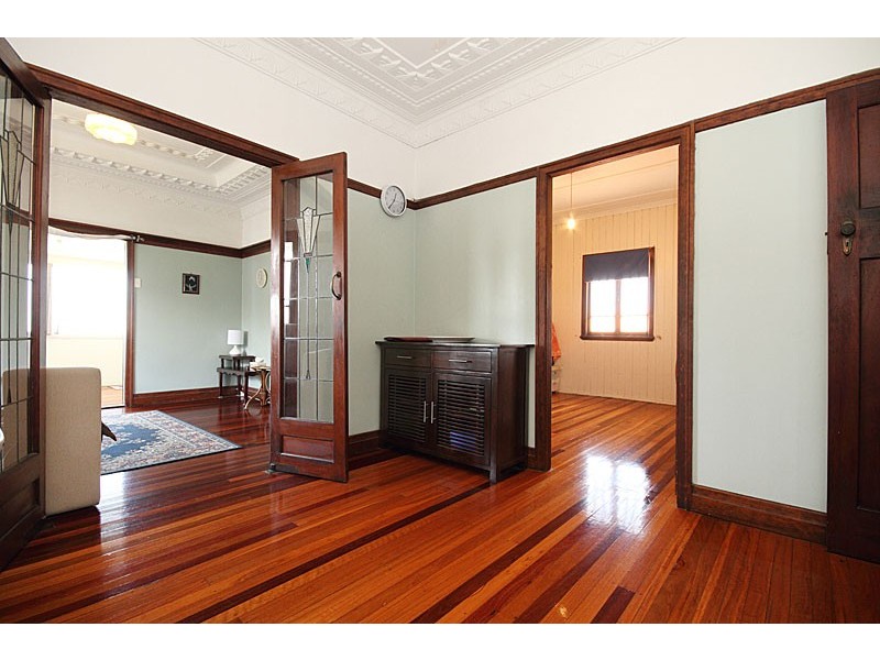 9 Seventh Ave, Kedron QLD 4031