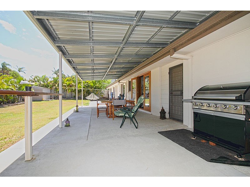 15 Tarcutta Street, Cleveland QLD 4163