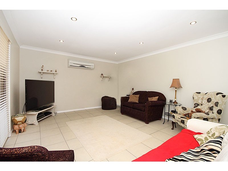 15 Tarcutta Street, Cleveland QLD 4163