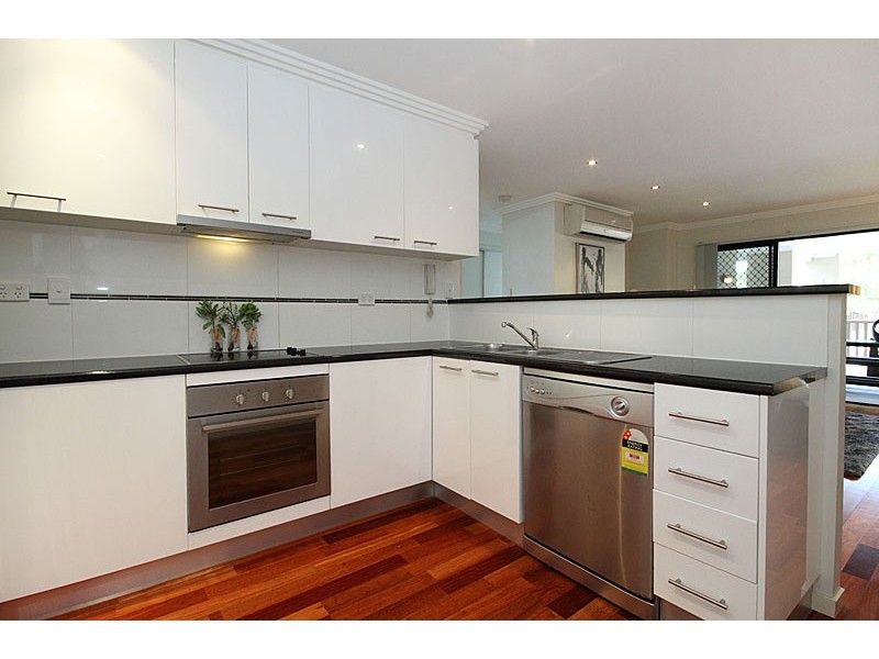 4/42 Harold Street, Holland Park QLD 4121