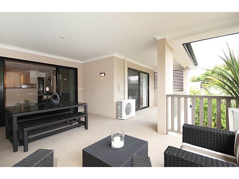 4/42 Harold Street, Holland Park QLD 4121