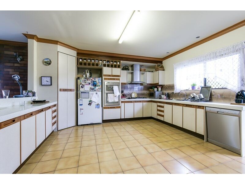 4 Firmiston Street, Carindale QLD 4152