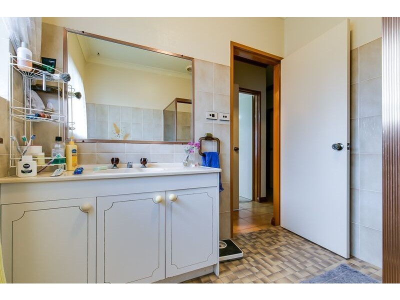 4 Firmiston Street, Carindale QLD 4152