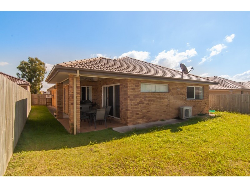 6 Sears Parade, North Lakes QLD 4509