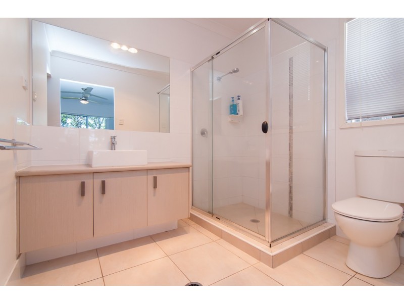 6 Sears Parade, North Lakes QLD 4509
