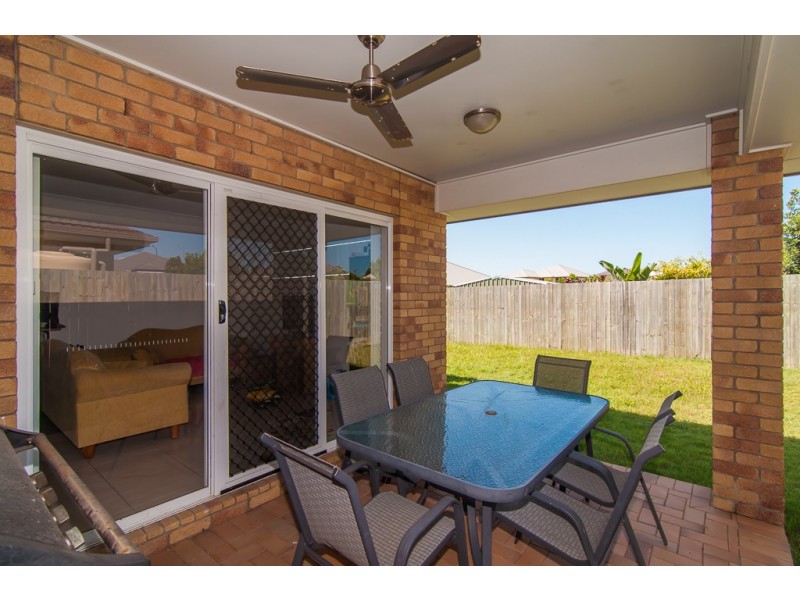 6 Sears Parade, North Lakes QLD 4509