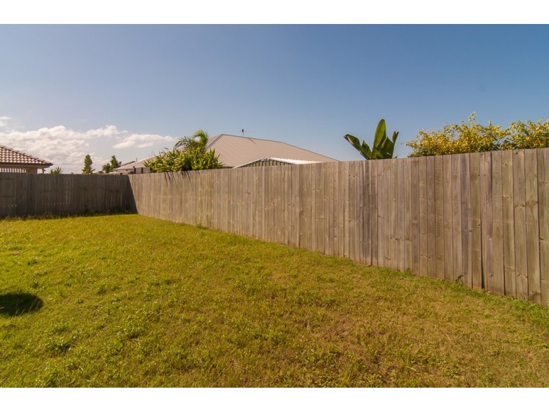 6 Sears Parade, North Lakes QLD 4509