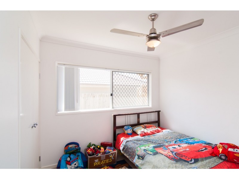 6 Sears Parade, North Lakes QLD 4509