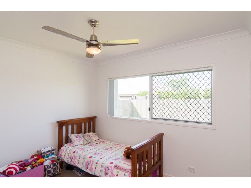 6 Sears Parade, North Lakes QLD 4509