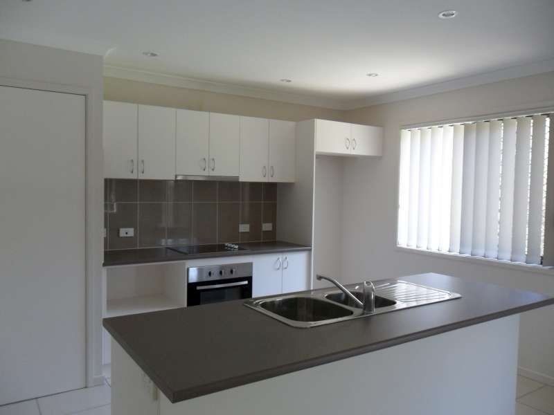 14 Gabrielle Court, Kallangur QLD 4503