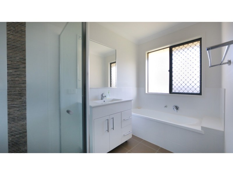 15 Parkview Street, Bahrs Scrub QLD 4207