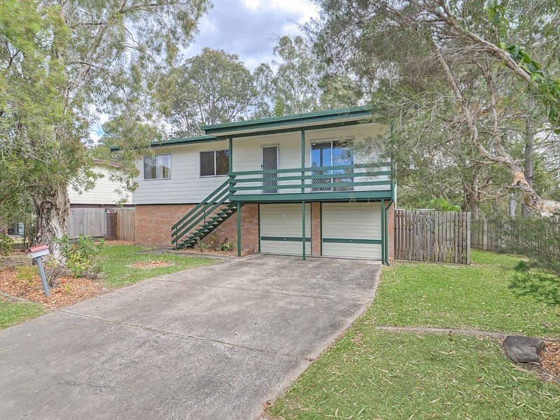 24 Kirkcaldy Street, Morayfield QLD 4506