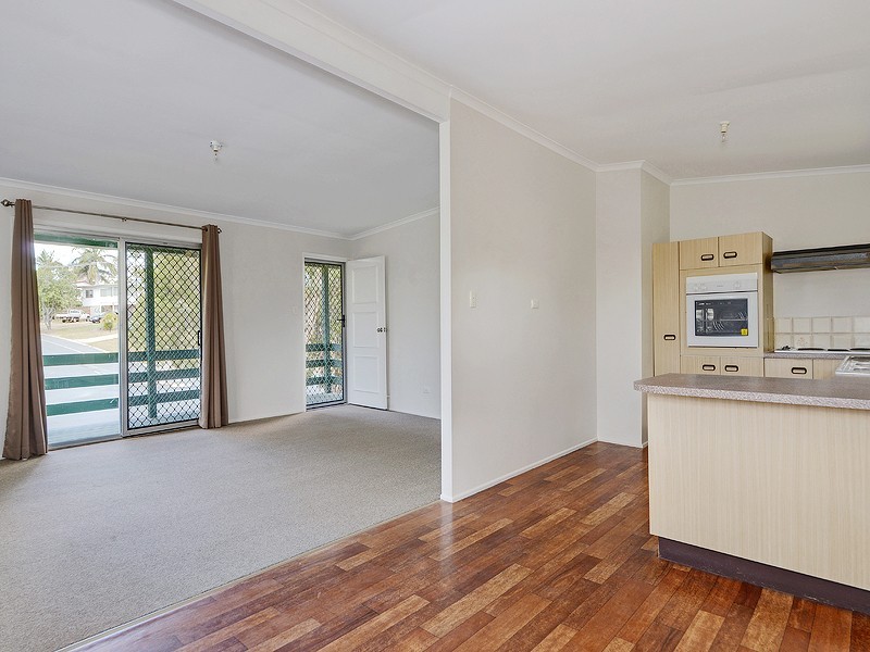 24 Kirkcaldy Street, Morayfield QLD 4506