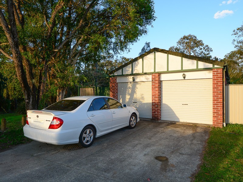 73 River Oak Drive, Helensvale QLD 4212