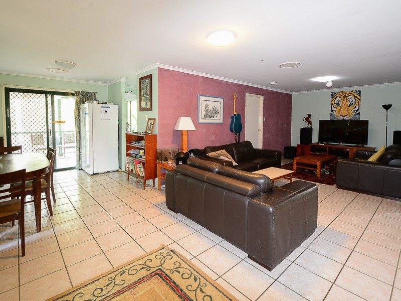 73 River Oak Drive, Helensvale QLD 4212