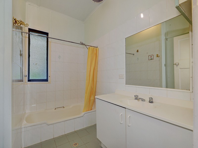 79 Wallace Street North, Caboolture QLD 4510