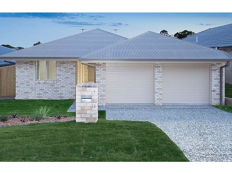 1 and 2/ 11 Applewood Court, Kallangur QLD 4503