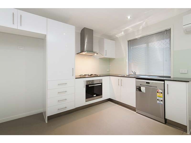 1 and 2/ 11 Applewood Court, Kallangur QLD 4503
