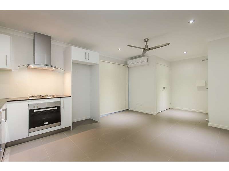 1 and 2/ 11 Applewood Court, Kallangur QLD 4503