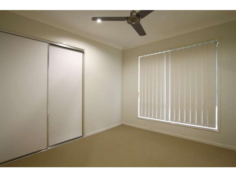 1 and 2/7 Thistle Street, Upper Caboolture QLD 4510