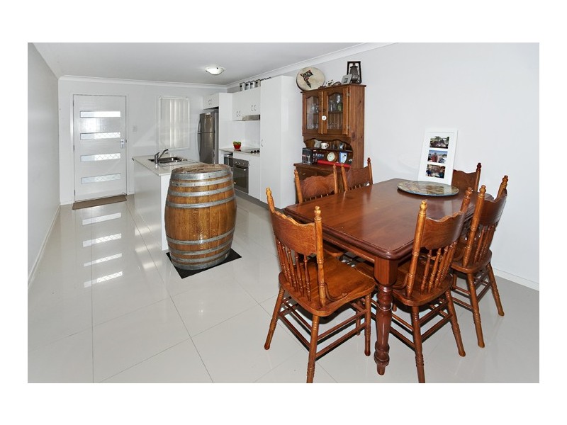 2/10 Veronica Court, Kallangur QLD 4503