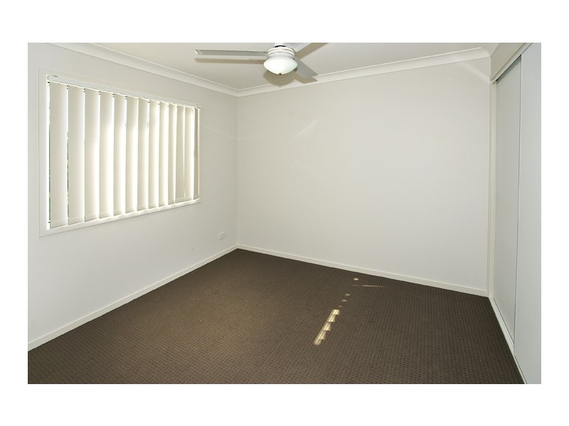 2/10 Veronica Court, Kallangur QLD 4503