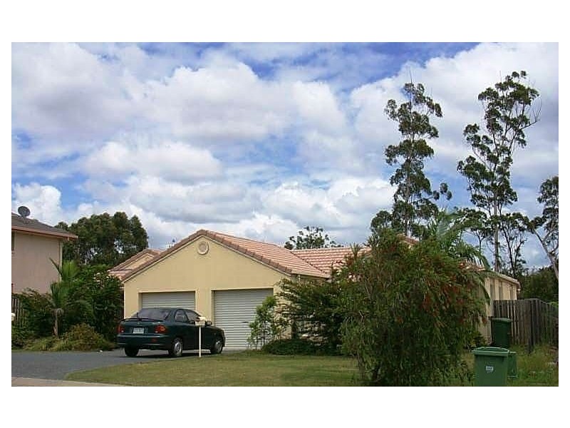 2/124 Greenacre Drive, Parkwood QLD 4214