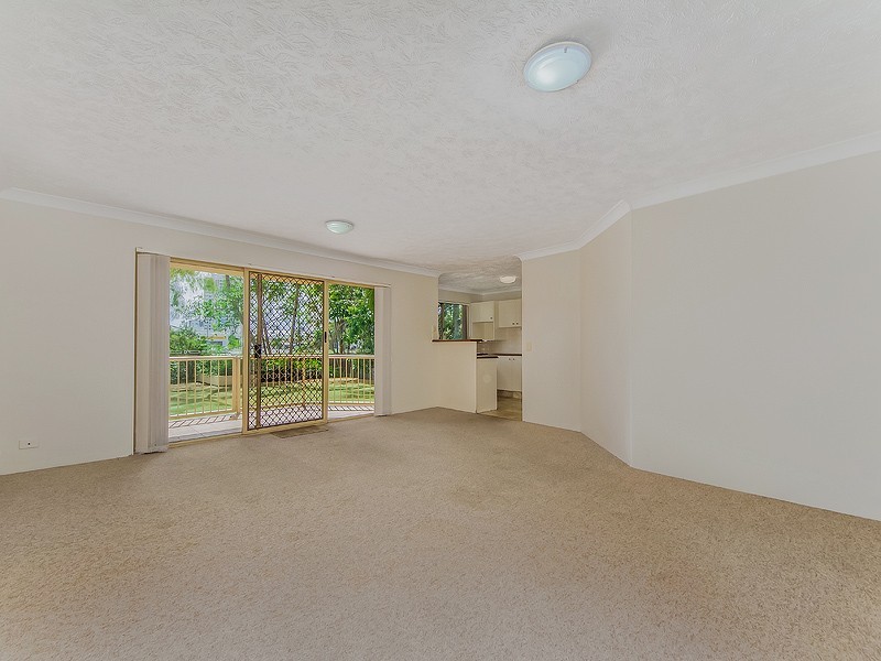 u5/35 Huth Street, Labrador QLD 4215