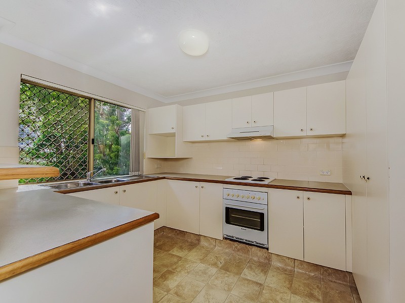 u5/35 Huth Street, Labrador QLD 4215