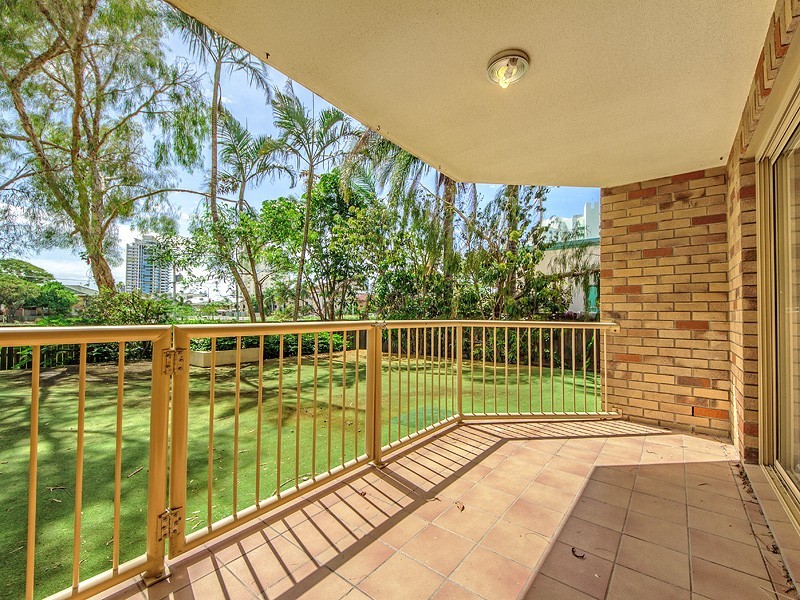 u5/35 Huth Street, Labrador QLD 4215