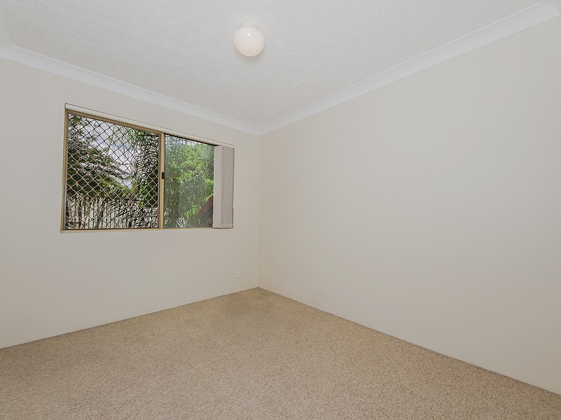 u5/35 Huth Street, Labrador QLD 4215