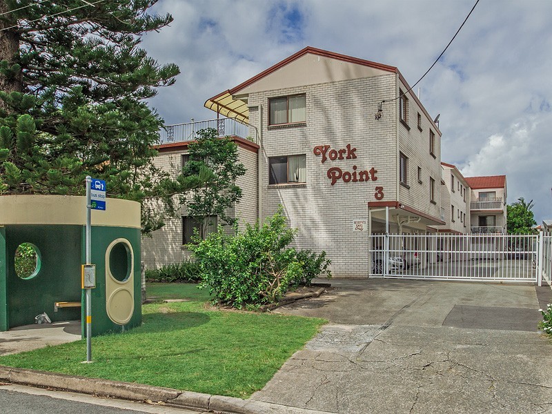 u7/3 Ahern Street, Labrador QLD 4215